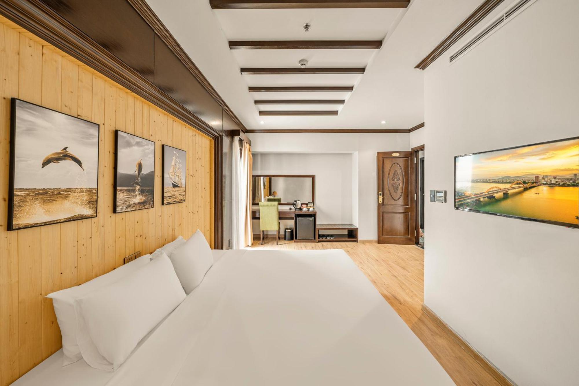 Palazzo Luxury Hotel Da Nang Exterior foto